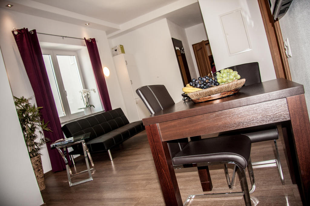 Aparthotel - Stadtvilla Premium Schweinfurt Chambre photo